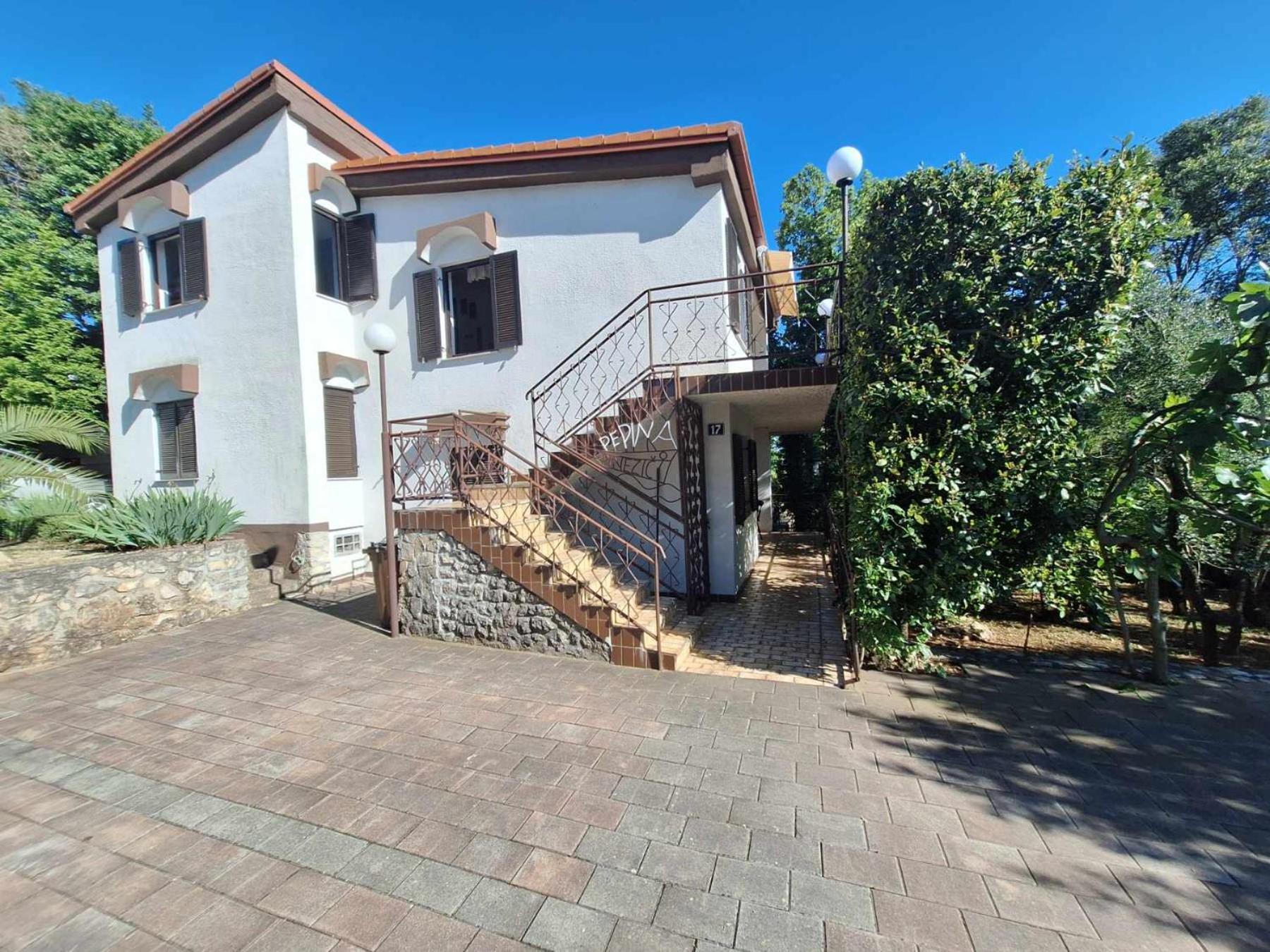 Krk Apartmani Pepina Pinezići Exterior foto