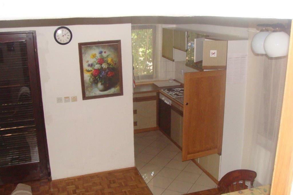 Krk Apartmani Pepina Pinezići Exterior foto