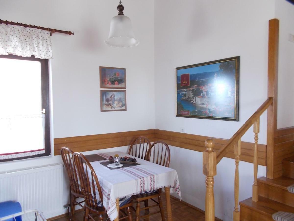 Krk Apartmani Pepina Pinezići Exterior foto