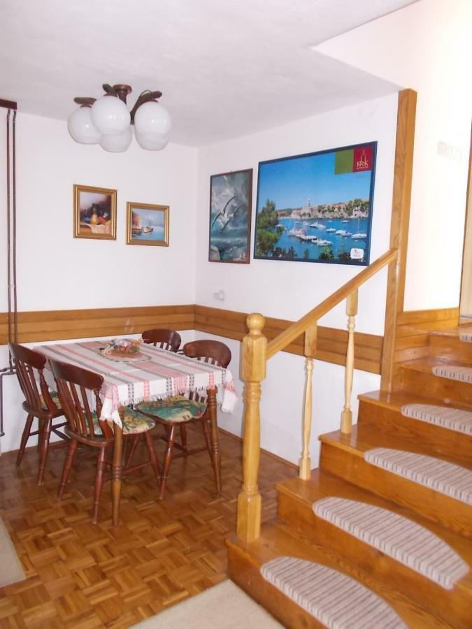 Krk Apartmani Pepina Pinezići Exterior foto